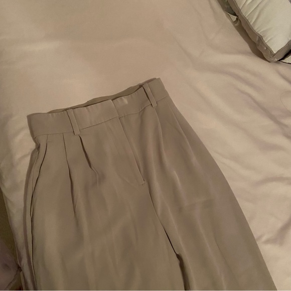 H&M Ankle Length Pant in Light Taupe - Picture 3 of 4